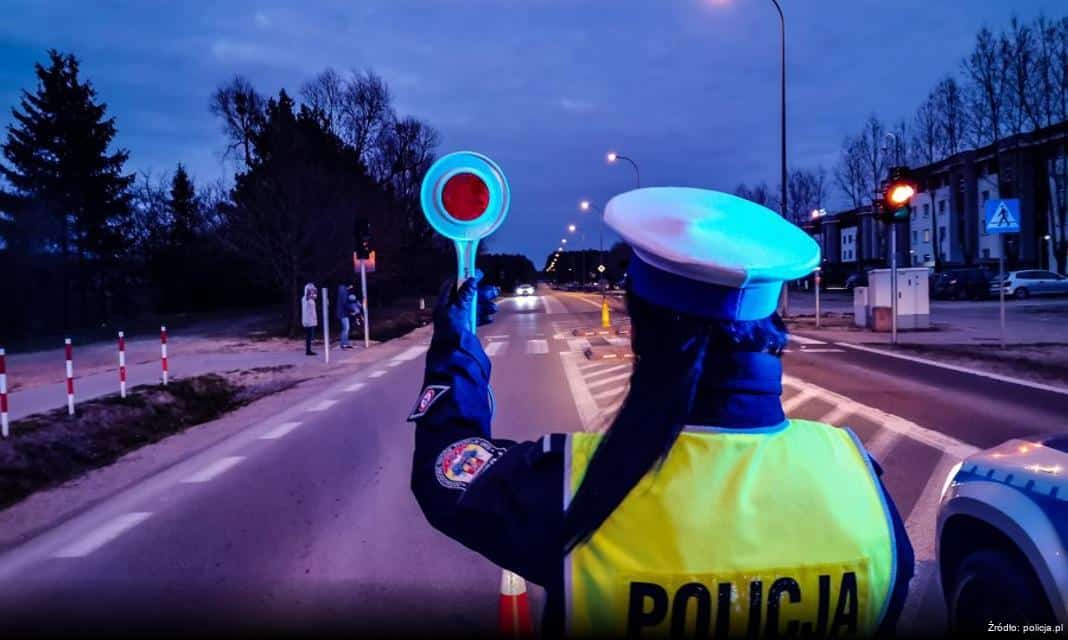 Ostrzeżenie Świdnickiej Policji przed oszustwami w sieci